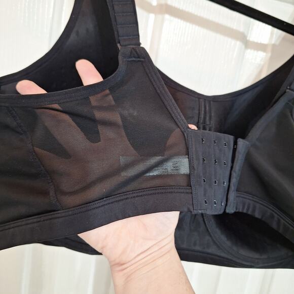 New LIVI Underwire Black Sports bra Plus size - Picture 4 of 7